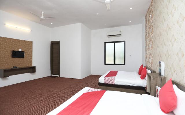 OYO 17059 Prabhu Resort