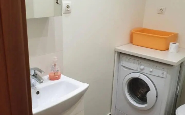 Luxury 2 bedroom,2 bathroom apart ,free parking