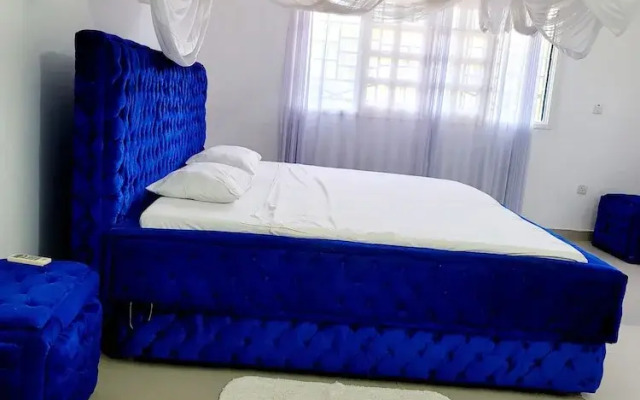 Green Malindi Apartments by RevSerene