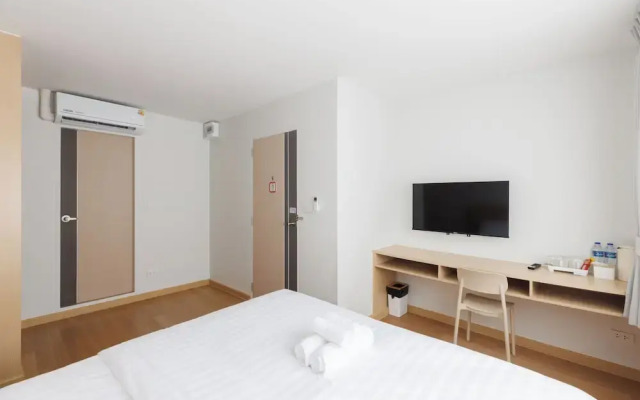 Takka Hotel - Bearing