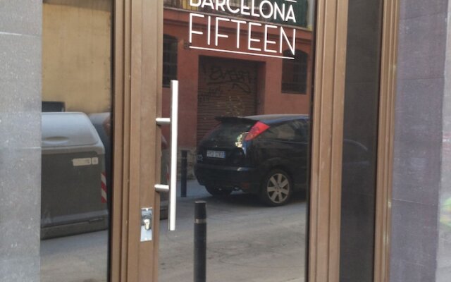 Barcelona Fifteen Luxury Hostel
