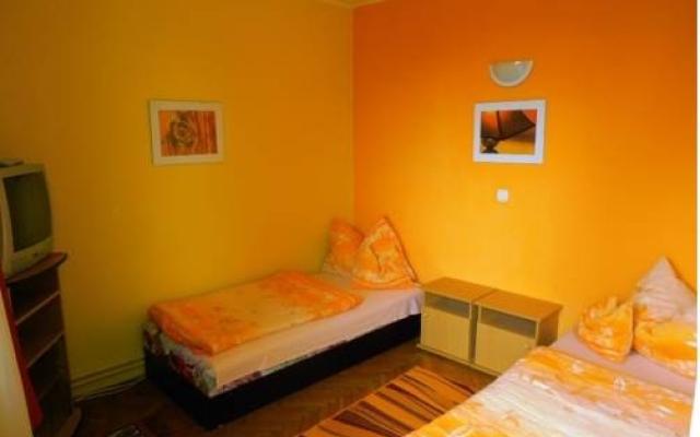Almádi Apartments