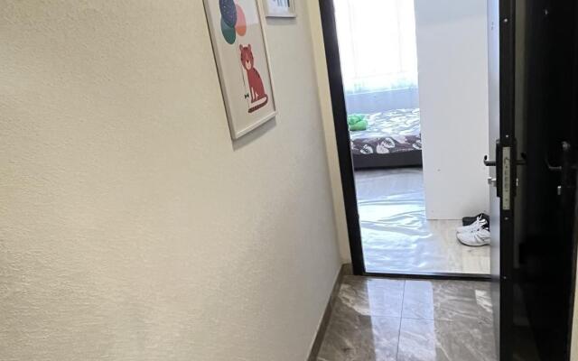 Погостим на улице Вертолетная 48