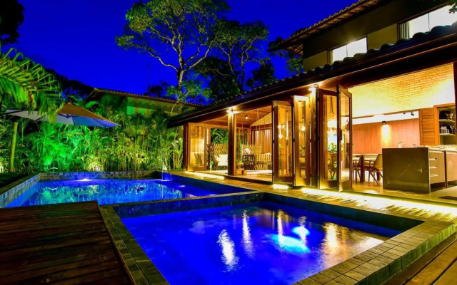 Casa de Alto Padrão 6 Suítes