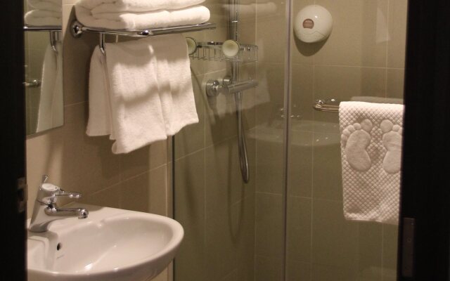 Strand Hotel (SG Clean Certified)