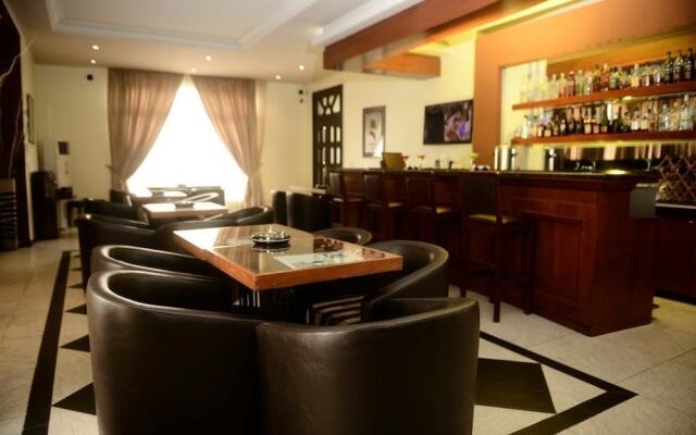 Elion House Hotel