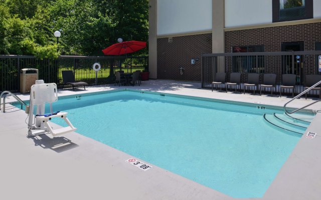 Hampton Inn Greensboro-East