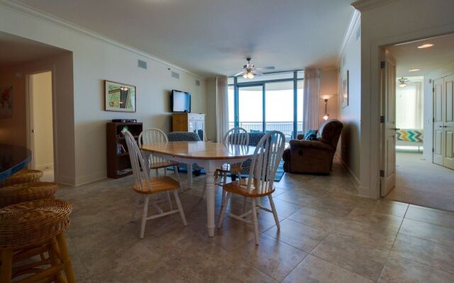 Palisade Palms Beachfront