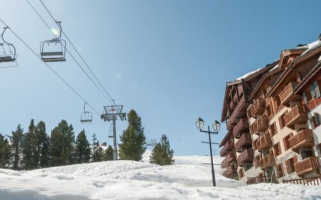 Arc 1950 Le Village Premium Residence