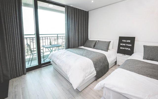 Jeju By the Hill Pension