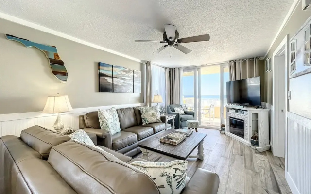 Oceania Beach Club 106
