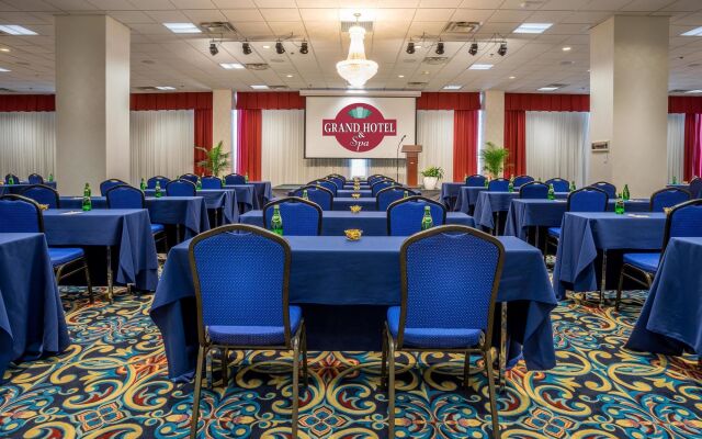 Grand Hotel Ocean City Oceanfront