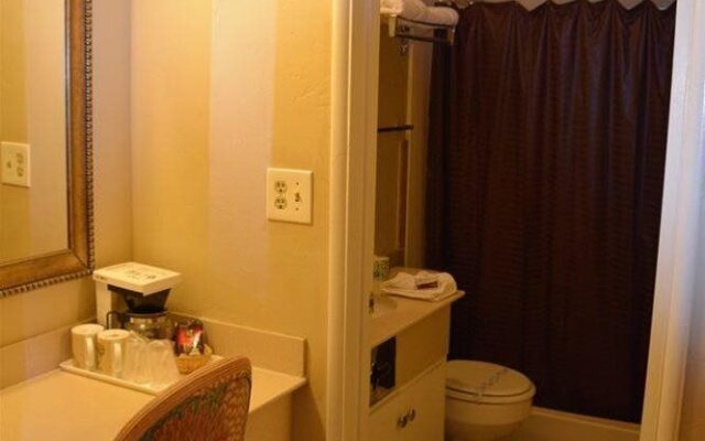 Guest Inn & Suites