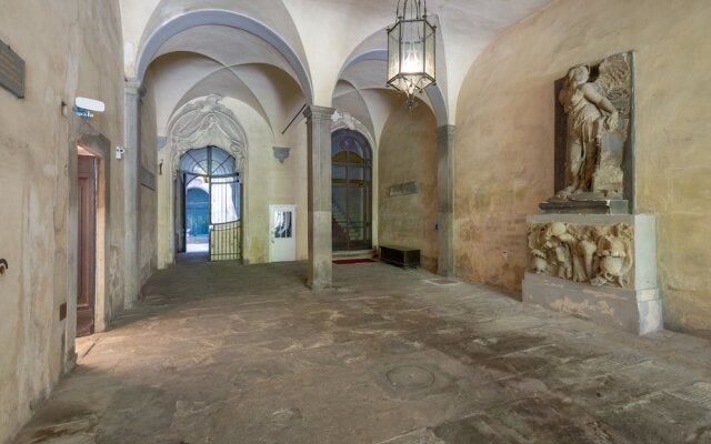 Borgo Albizi Cristina