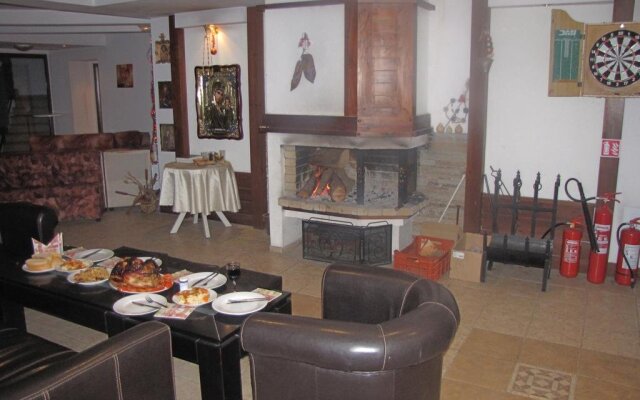 Edelweiss Inn Aparthotel