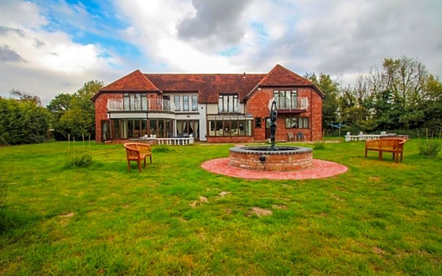 Barnfields Retreat