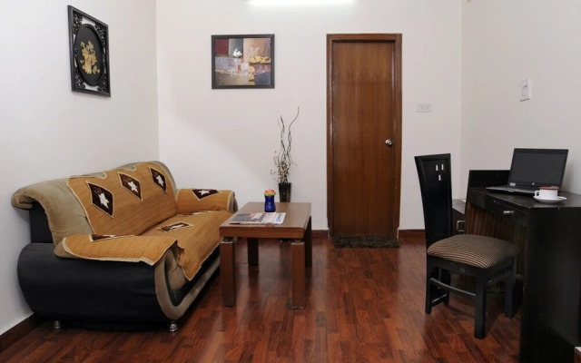 Mannat Residency By OYO Rooms