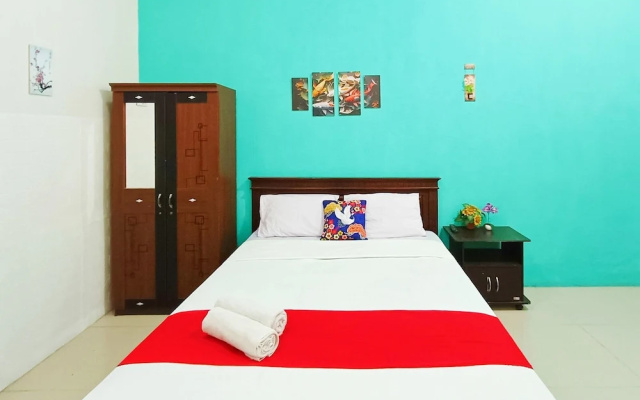TwoSpaces Living at Matahari Homestay – Guest Rooms – Batu