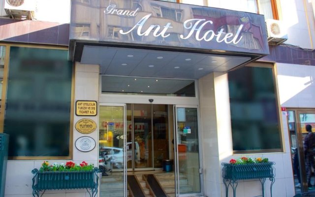 Grand Ant Hotel
