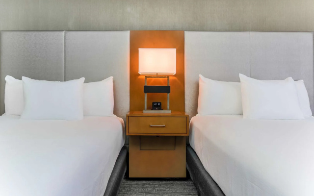 DoubleTree by Hilton Atlanta Airport