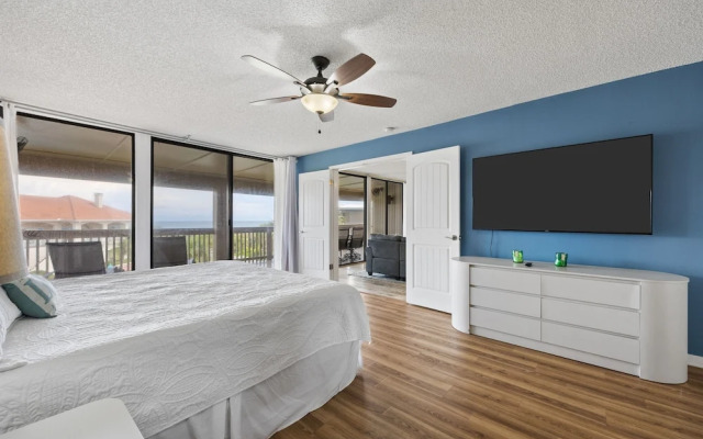 Seas the Day Ocean Views!