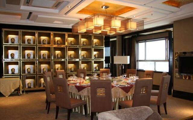 Dunhuang Grand Soluxe Hotel