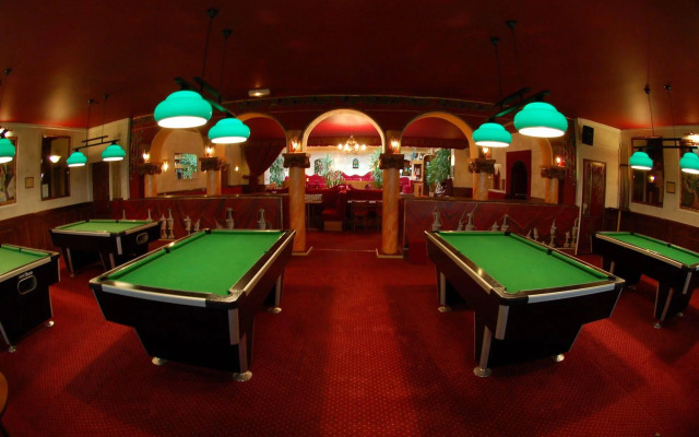 Hotel Des Couronnes Chateaudun