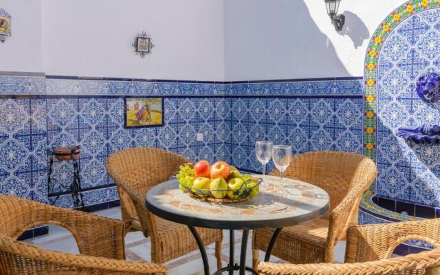 Casa El Torero El Bosque by Ruralidays
