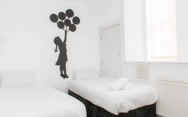 Host Apartments Fleet Nightlife II