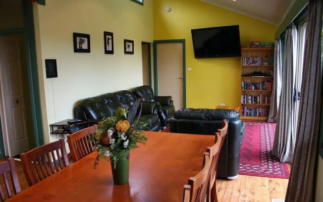 The Hideaway Retreat