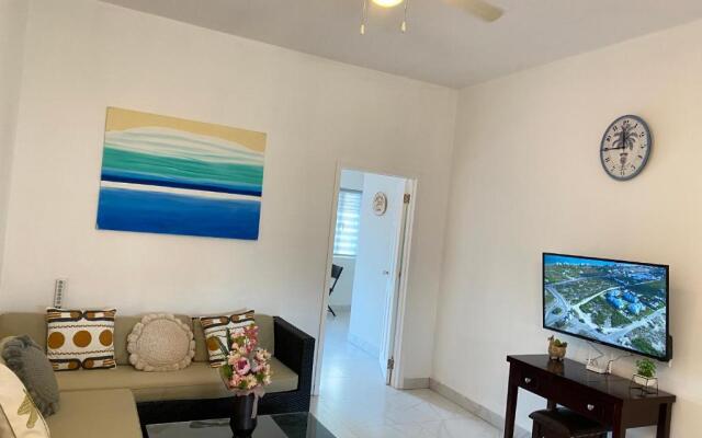 Lovely 2-bedroom Apartment in Venetian Road
