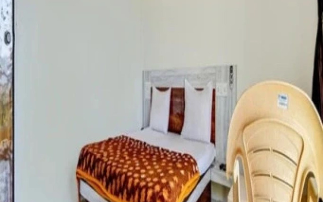 Aditya Hill View Inn