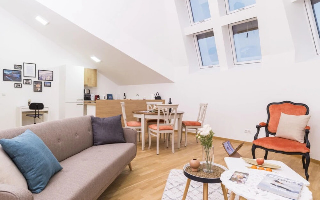 Rennweg Rooftop by Welcome2vienna