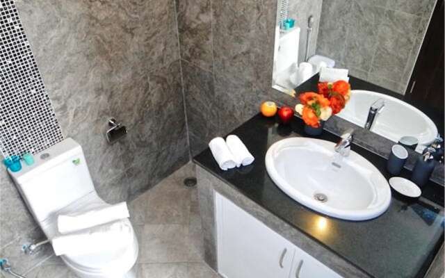 The Greens 8 Rawai 2 Bedrooms Villa