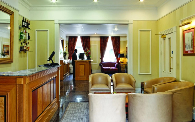 Grange Clarendon