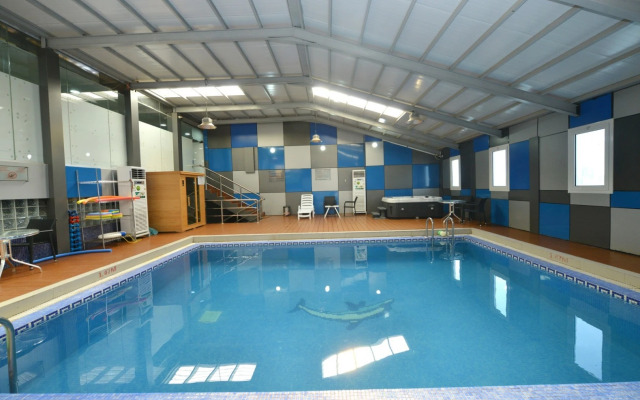 Dabab Hotel by Warwick