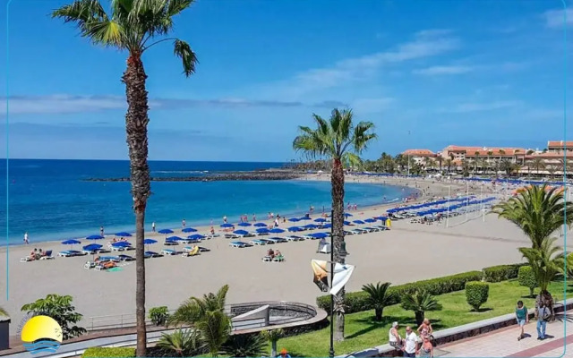 Los Cristianos Heated Pool Sea View AC