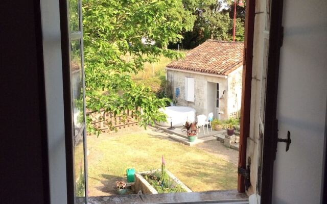 La Charentaise des Lilas