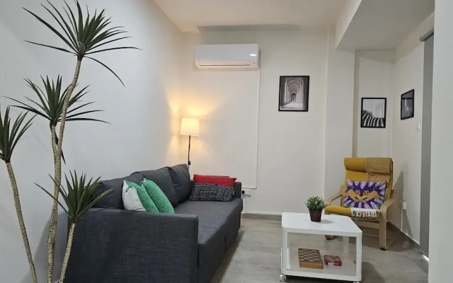 148 Lim- Stay Synergy House