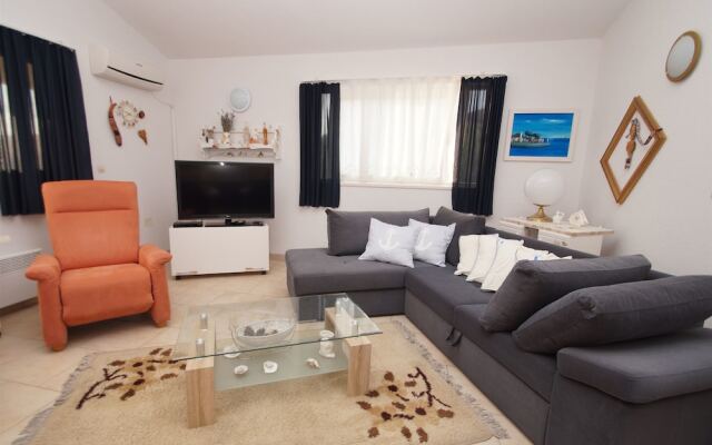 Apartment Meditation