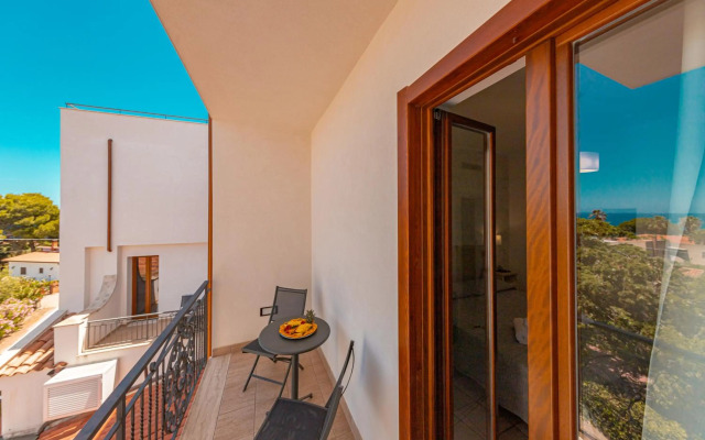 Hotel Baia Del Capitano