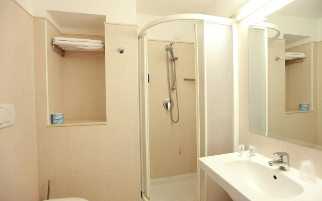 Hotel Caravel