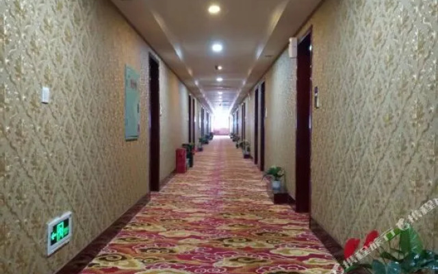 Jinli Hotel (Jintai Square Subway Station)