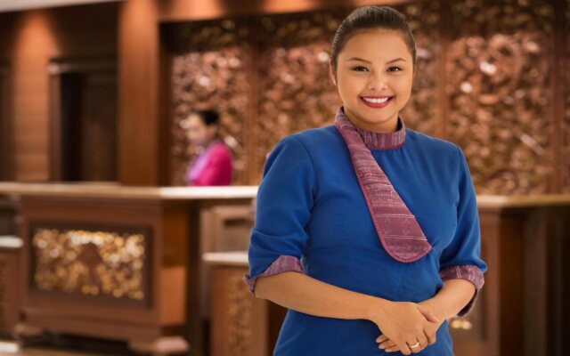 Sule Shangri-La, Yangon