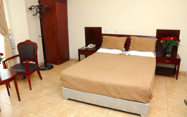 Baks Hotel Apartment