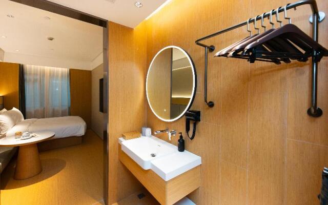 Ji Hotel Shanghai Lujiazui Shangcheng Road