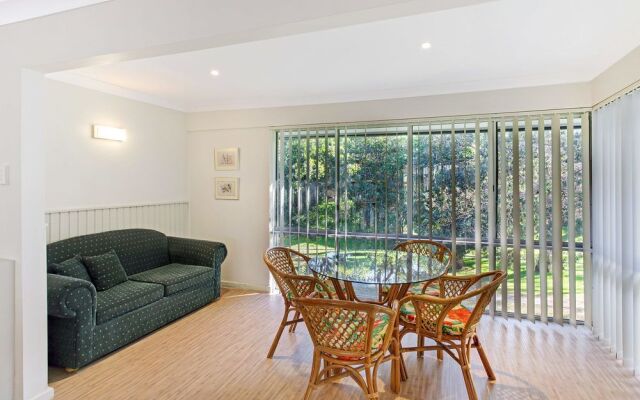 Bay Serene, 15 Mistral Close