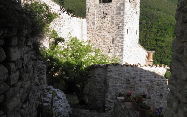 Residenza di Paese Castello del Poggio