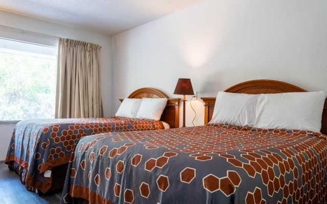 OYO Hotel Ocala FL I-75