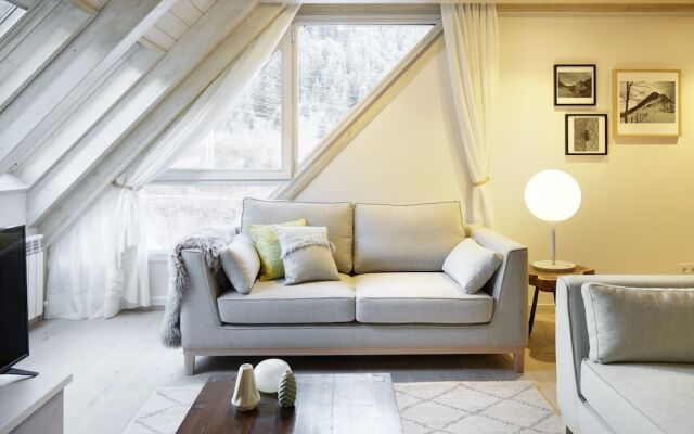Val de Ruda Luxe 50 by FeelFree Rentals